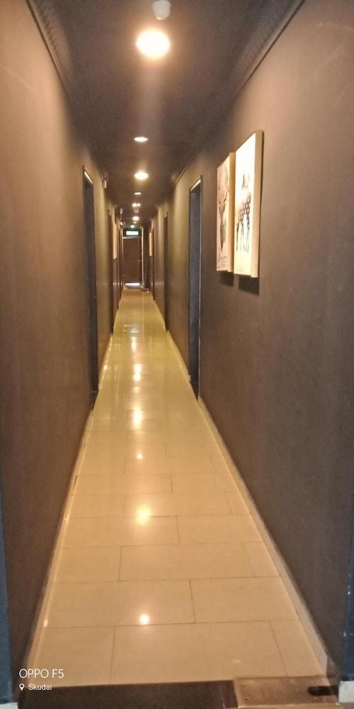T Hotel Johor Bahru Skudai Zewnętrze zdjęcie